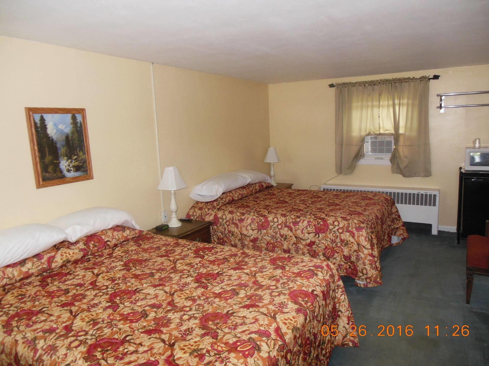 Evergreen Motel Освіґо Екстер'єр фото