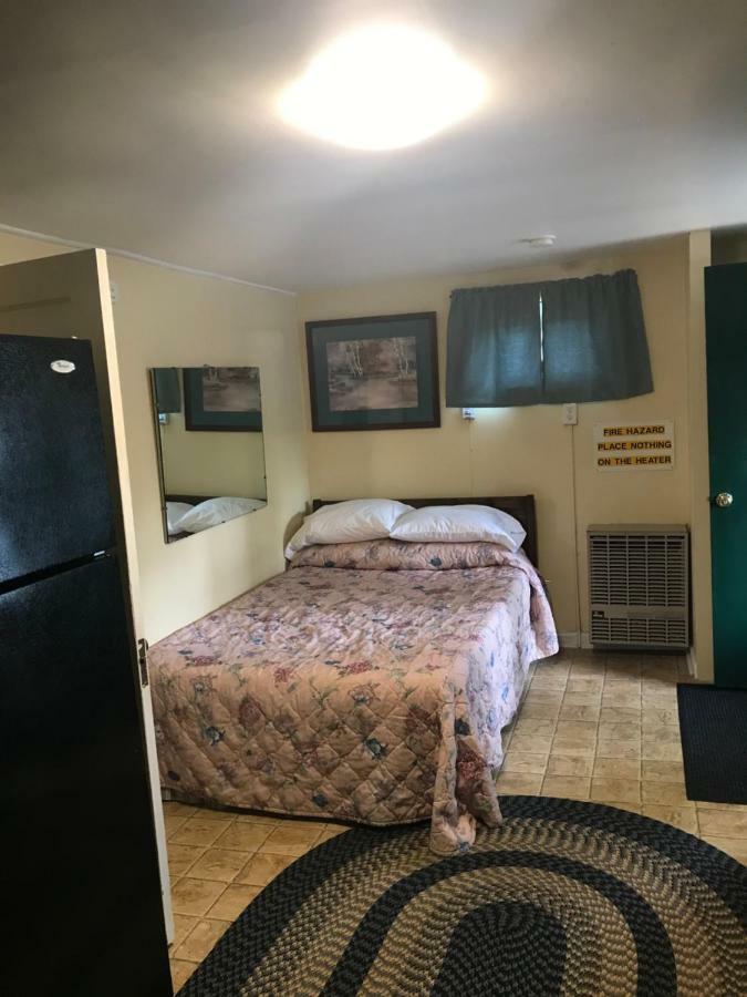 Evergreen Motel Освіґо Екстер'єр фото