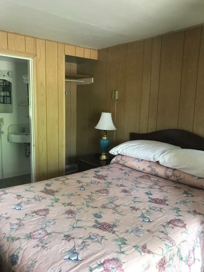 Evergreen Motel Освіґо Екстер'єр фото